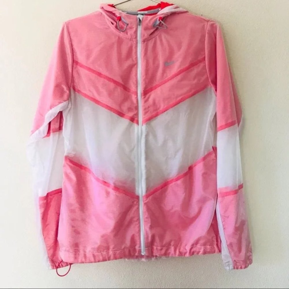 Nike lightweight jacket / windbreaker size xs